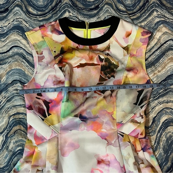 Ted Baker London Jeneyy Electric Daydream Dress 4 / 12 - Picture 5 of 10